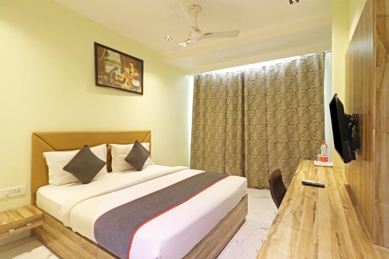 Hotel Good Vibe Near Delhi Igi Airport New Delhi Exteriör bild