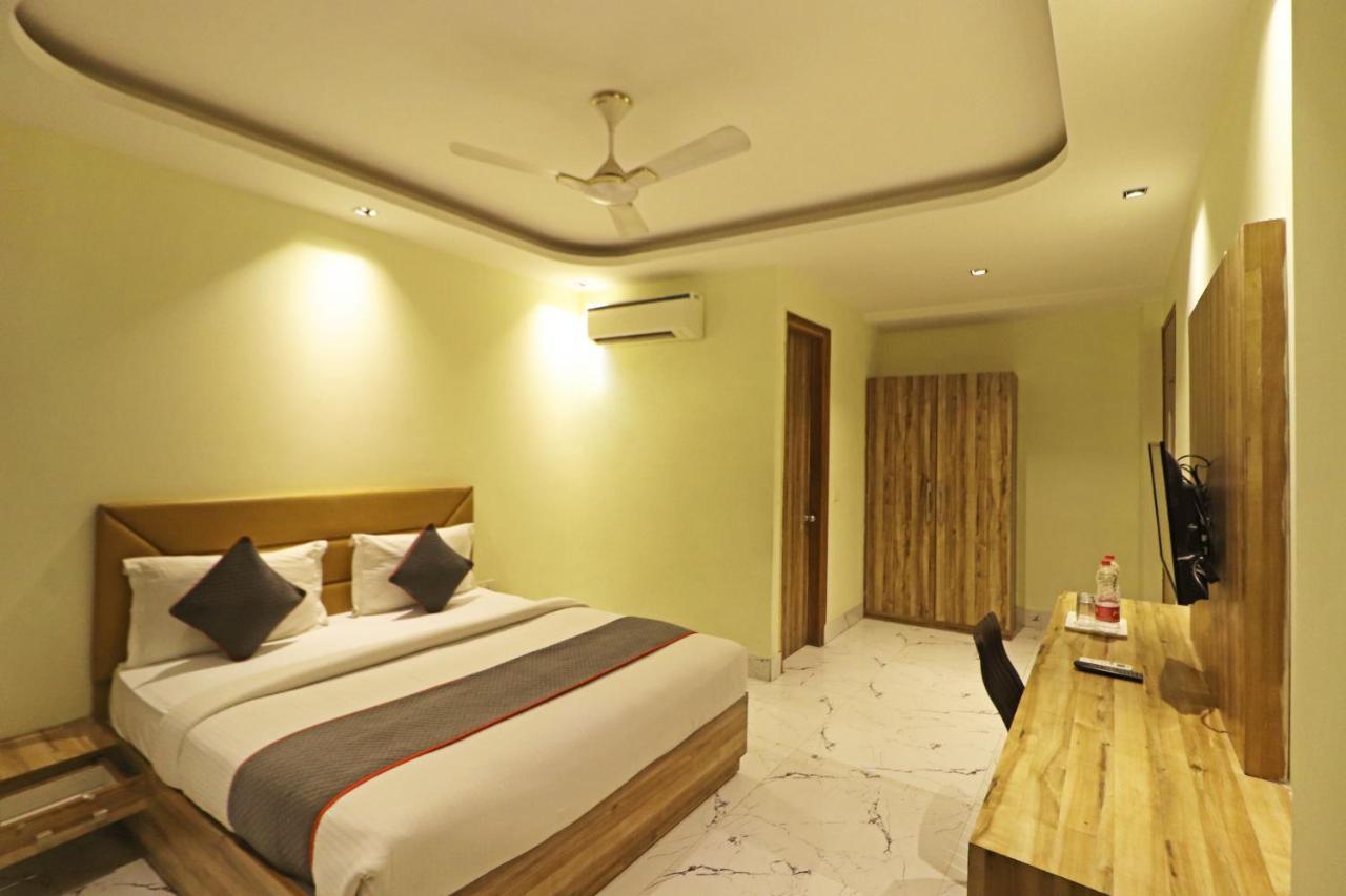 Hotel Good Vibe Near Delhi Igi Airport New Delhi Exteriör bild